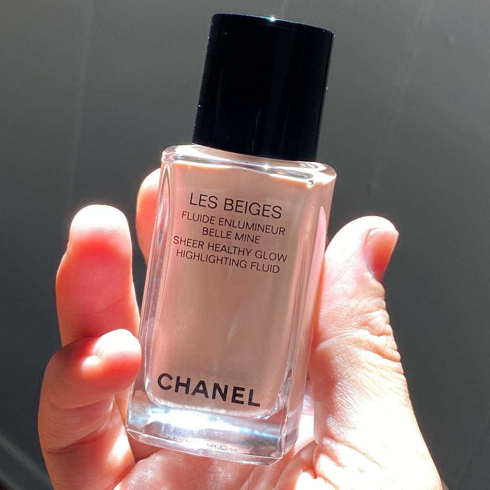 CHANEL Les Beiges liquid highlighter
